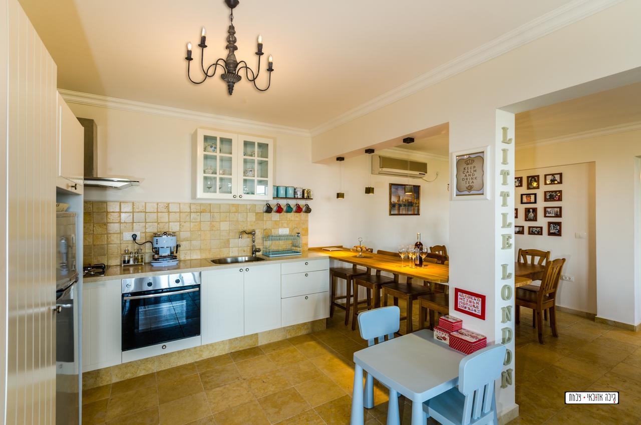 Vila Naomi'S Roš Pina Exteriér fotografie